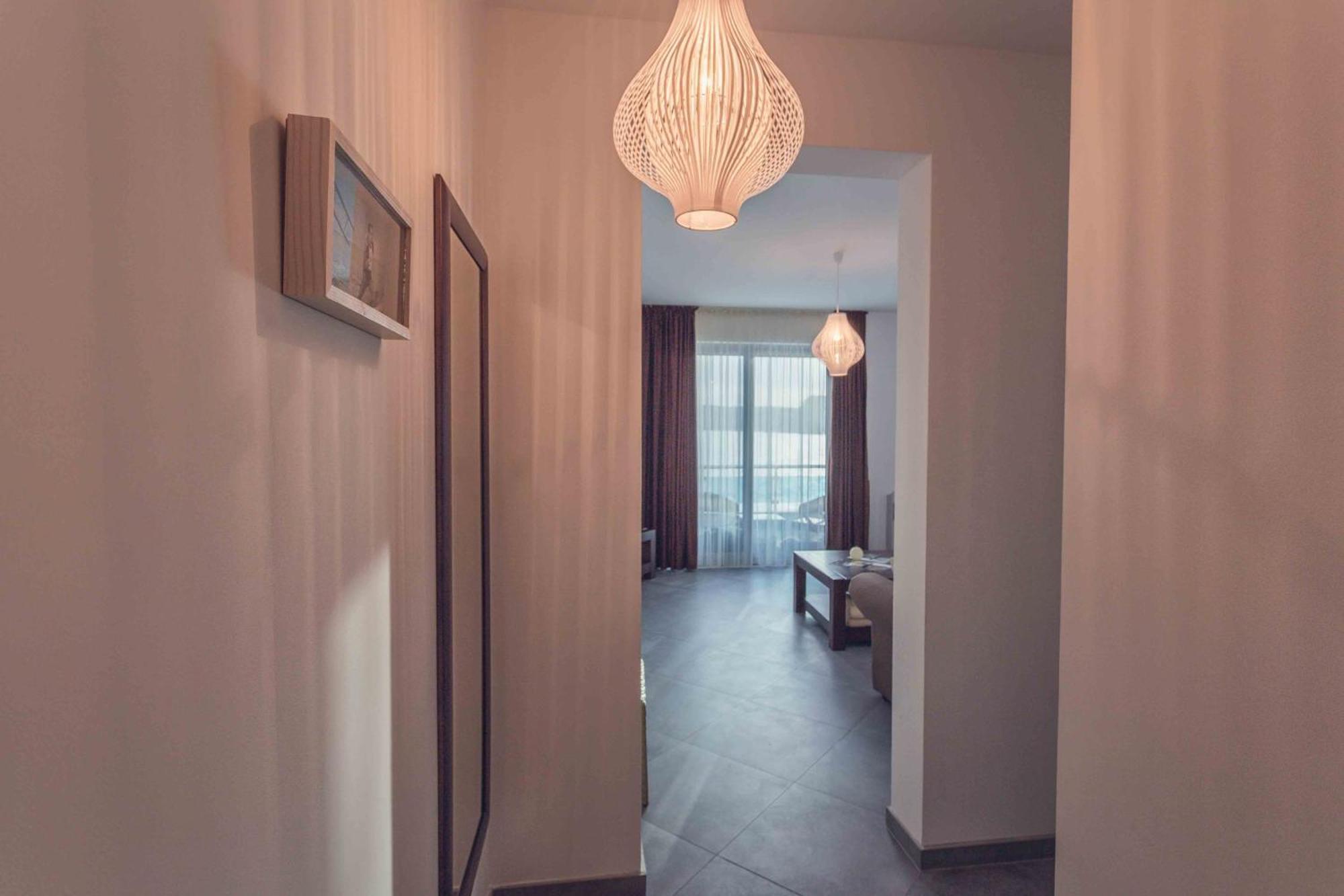 Love Live Hotel Sutomore Værelse billede