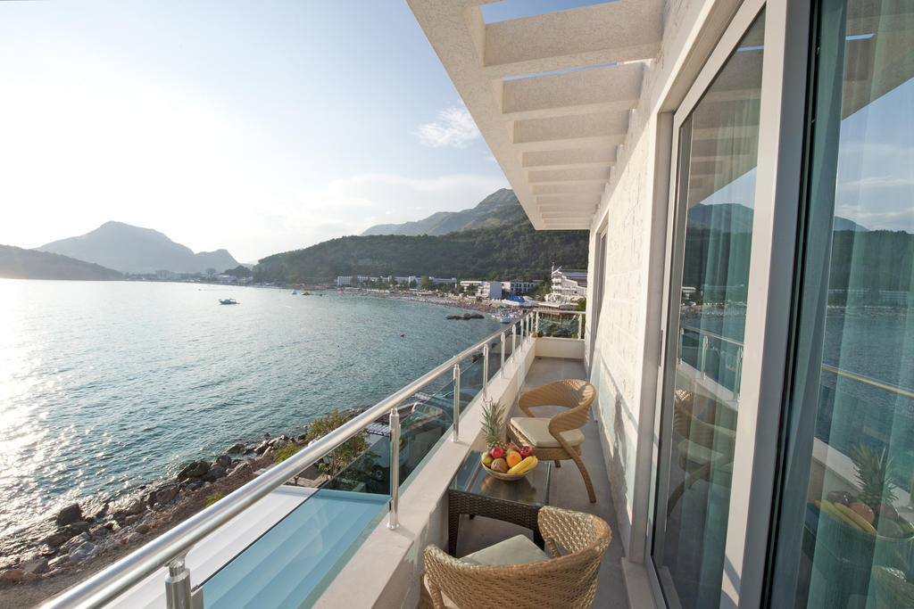 Love Live Hotel Sutomore Værelse billede