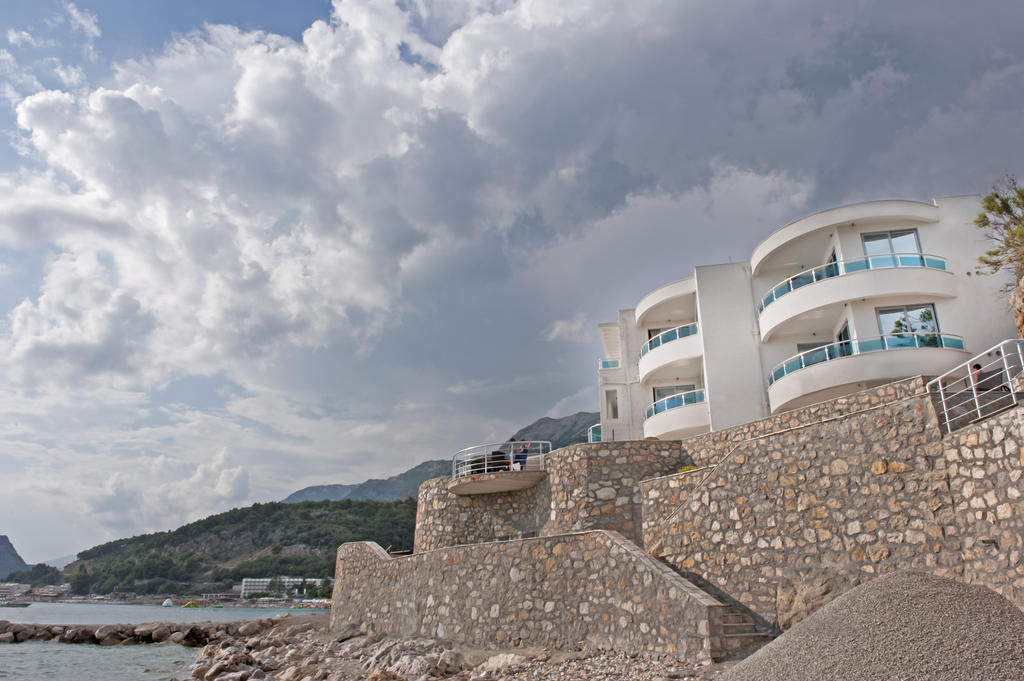 Love Live Hotel Sutomore Eksteriør billede