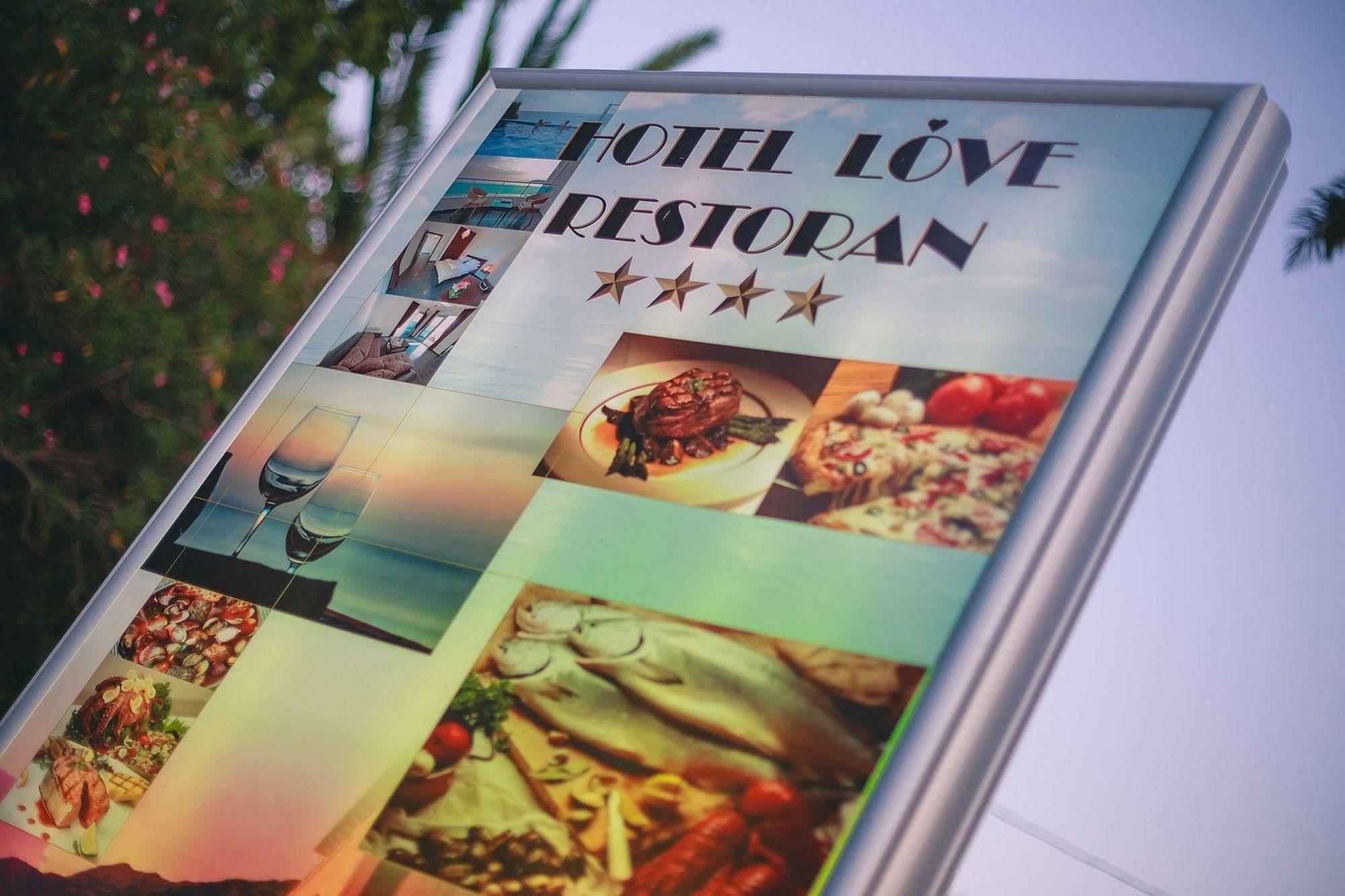 Love Live Hotel Sutomore Eksteriør billede